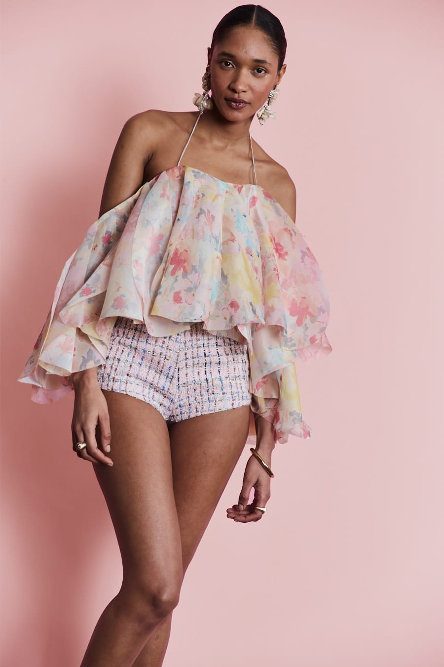 Artisanal luxury fashion pink tweed micro shorts, high-waisted designer shorts for modern classic style