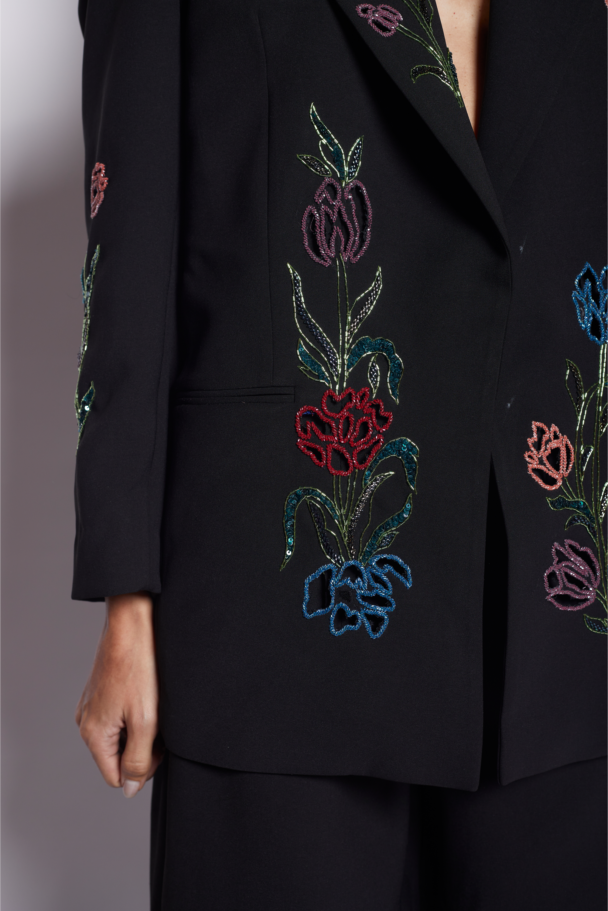Diana Noir Tulip Blazer