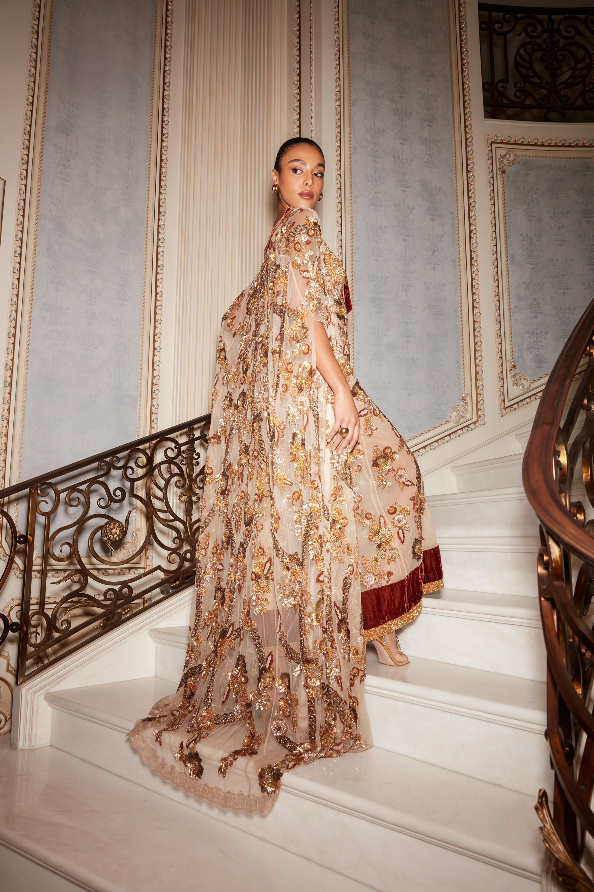 Mirabella Golden Allure Cape